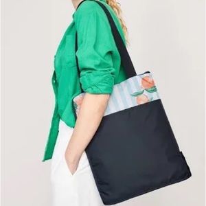 New with tags Old Navy Picnic Blanket & Tote Bag